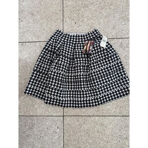 Freestyle Houndstooth Skirt (See Description for Sizes)